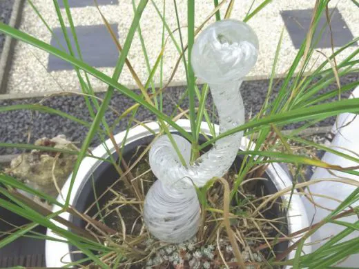 Glasskulptur (10 Stück) in weiß transluzent / GOCCE di Vetro