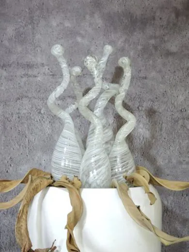 Glasskulptur (5 Stück) in weiß transluzent / GOCCE di Vetro
