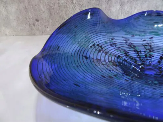 Glasschale in blau/ TAMPONI di Vetro