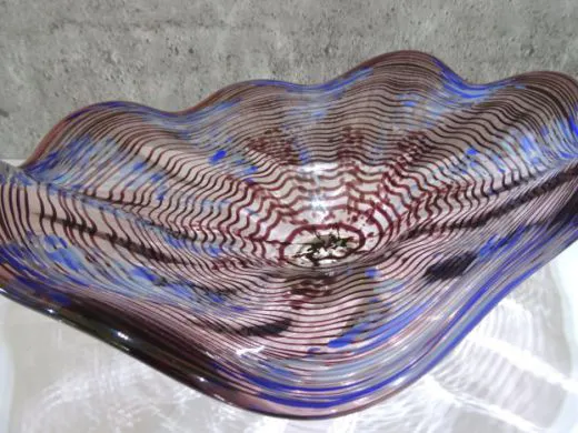 Glasschale in purpur/ Punti CIOTOLA di Vetro
