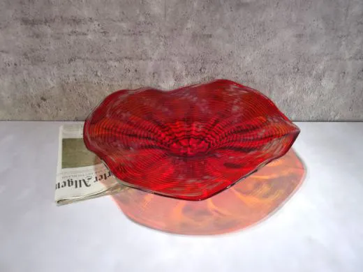 Glasschale in dunkelrot/ Punti CIOTOLA di Vetro