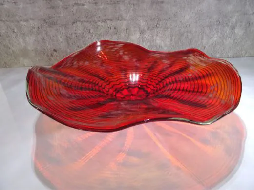 Glasschale in dunkelrot/ Punti CIOTOLA di Vetro