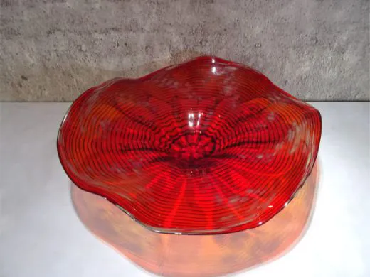 Glasschale in dunkelrot/ Punti CIOTOLA di Vetro