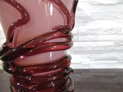 Glasvase in purpur/ PETALI di Rosa in Vetro