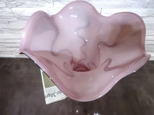 Glasvase in purpur/ PETALI di Rosa in Vetro