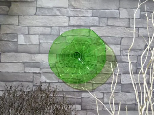 Wandteller in grün/ FOGLIA di Vetro