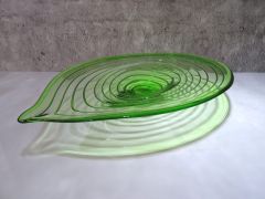 Glasschale in grün/ GUSCIO di SERPENTE