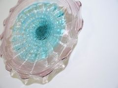Glasteller in purpur-blau/ FIORE di Vetro